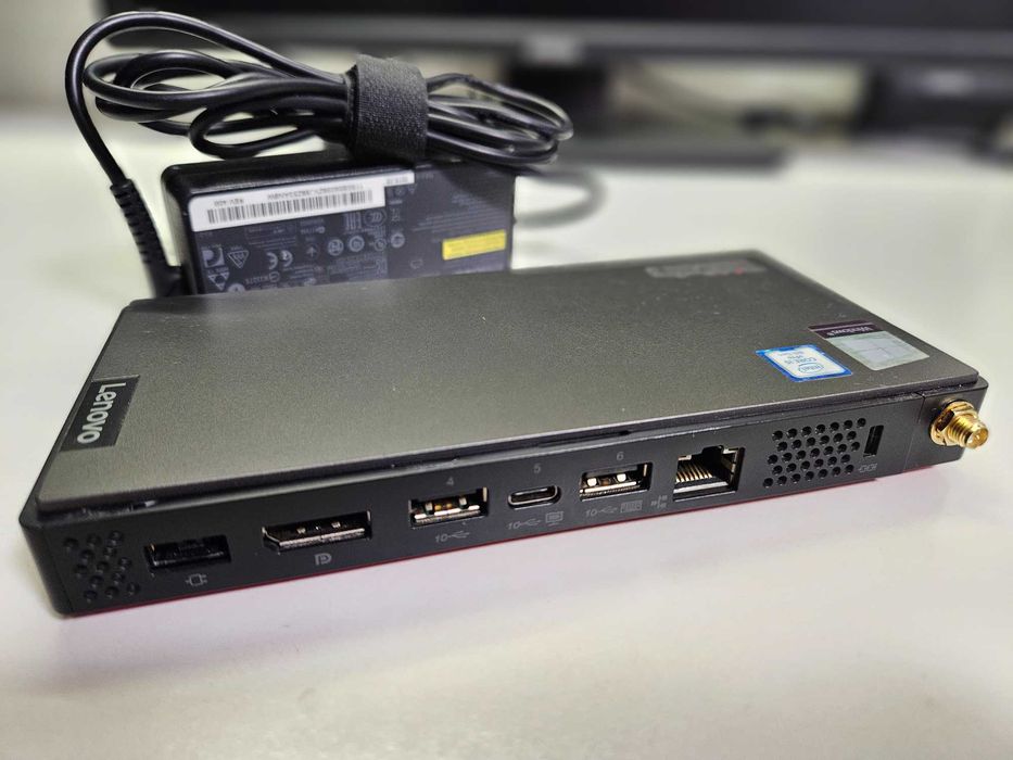 Lenovo ThinkCentre M90n-1 Tiny i5-8256U/8GB-DDR4/SSD M.2-256GB/Wi-Fi