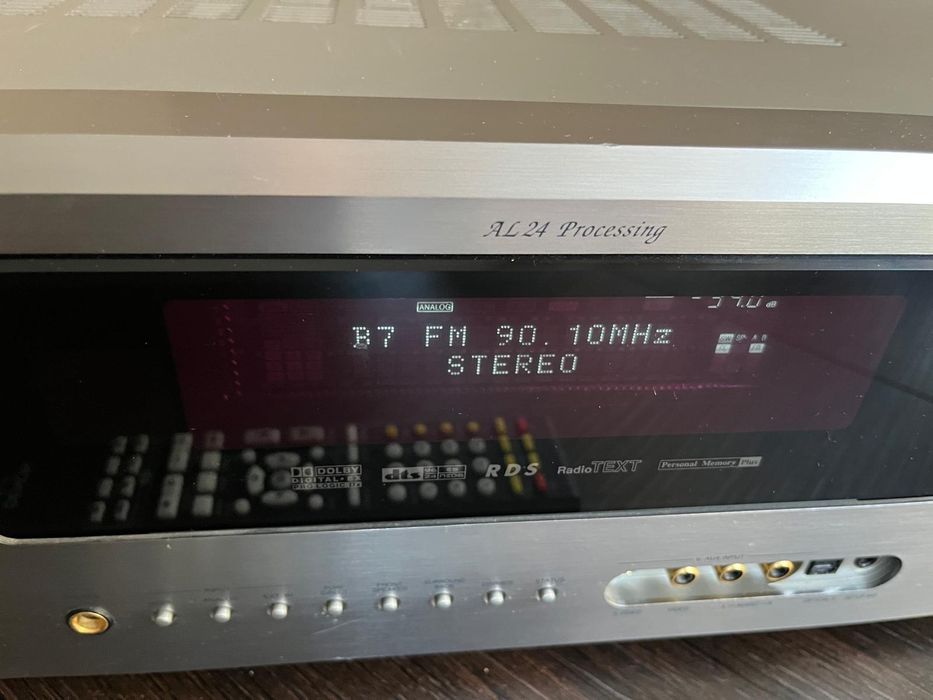 Amplituner 7.1 Denon AVR2805 z pilotem