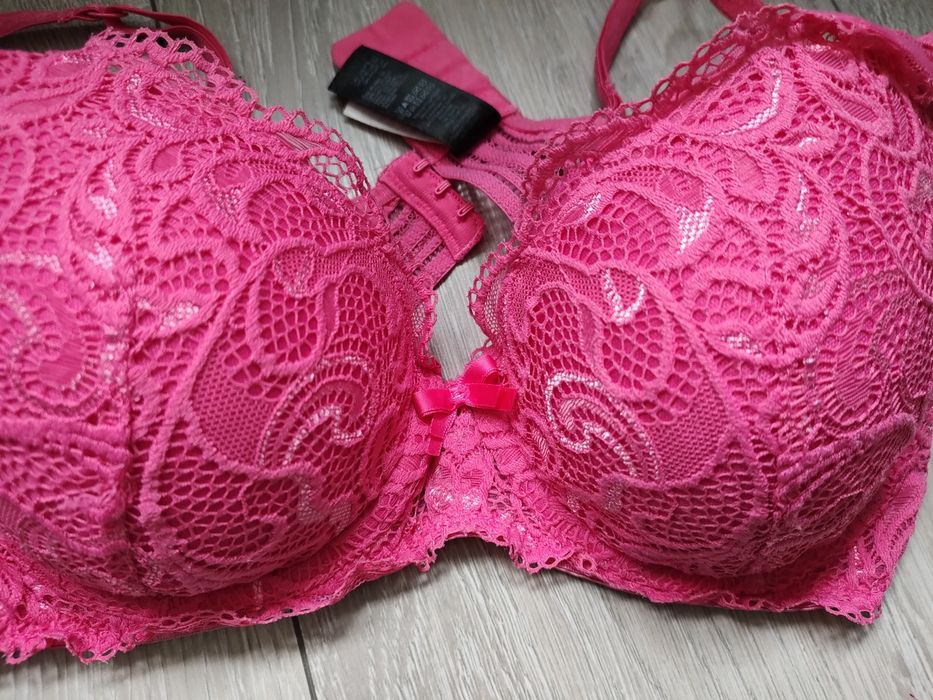 Piękny sexy seksowny stanik biustonosz koronka koronki 80B