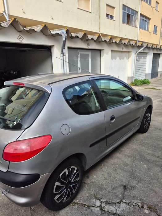 Carro Peugeot 1.1  ,206 — photo 2