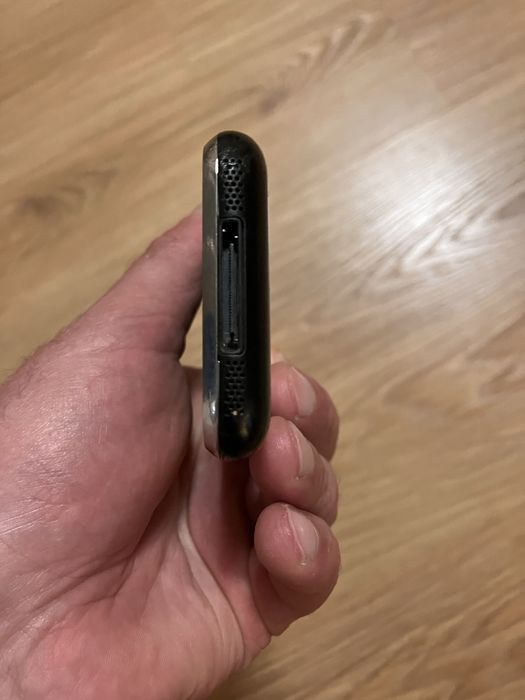 Iphone 2g 8 gb продам.