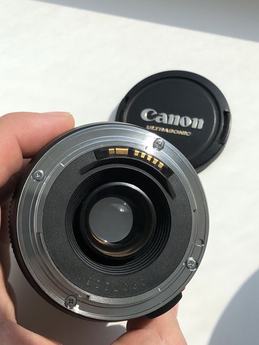 Canon Zoom Lens EF 28-105mm 1:3.5-4.5 USM