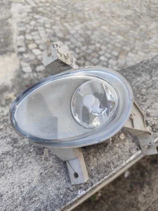 Farol de nevoeiro esquerdo Opel Tigra