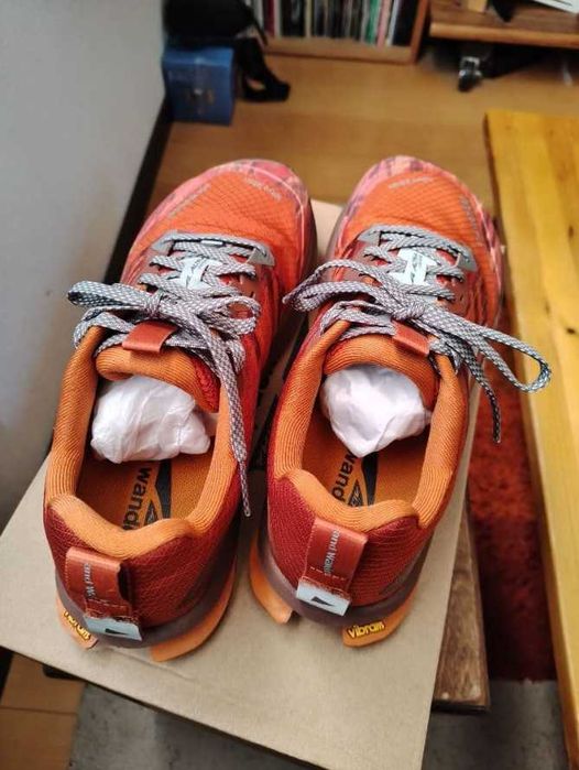 Кросівки and Wander x Altra LONE PEAK 9+ оригінал