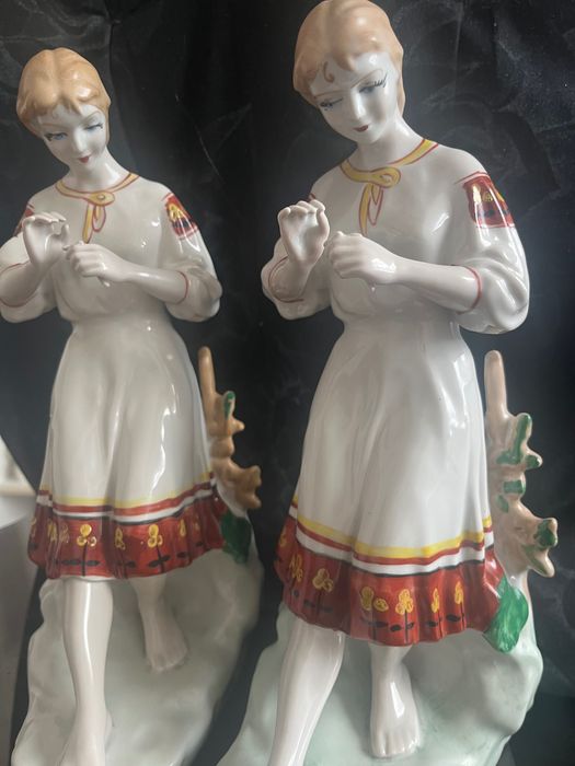Figura porcelana Kocha nie kocha:)