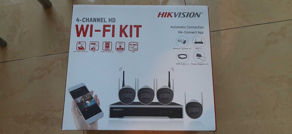 Wi-Fi комплект відеоспостереження Hikvision NK42W0H-1T(WD)(D)