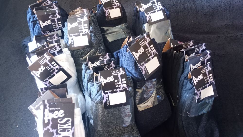 Paka skarpet nowych 45par