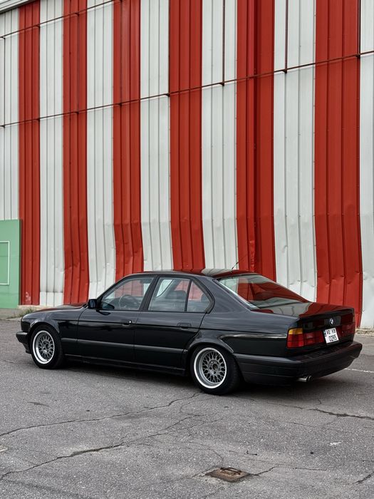 Продам BMW E34 3.0