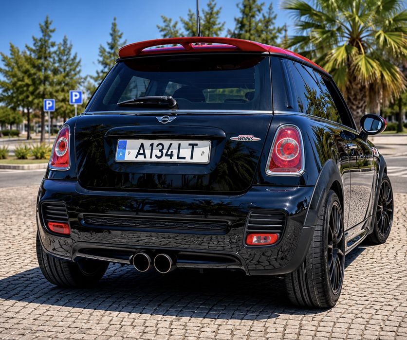 MINI John Cooper Works R56 - 211cv