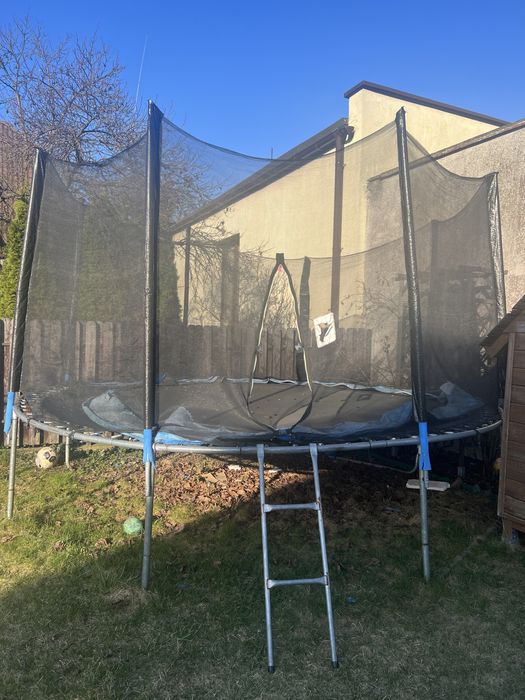 Do oddania trampolina