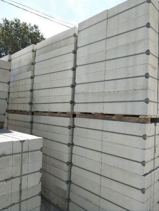 Газоблок та піноблок для житлового будівництва Бережани. Доставка