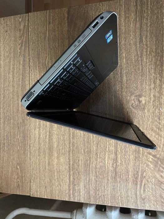 Ноутбук дешево Dell Latitude E5520 | HD | RAM-4Gb | HDD-320Gb