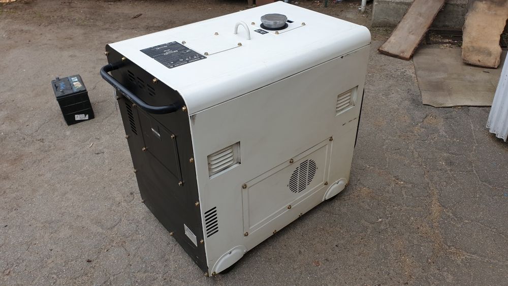 Продам Hyundai 6,0 кВт, однофазний DHY8000SELR & ATS (авто запуск)