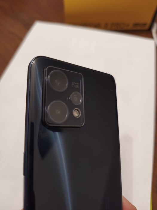 Realme 9 pro+ 6/128Gb jak nowy