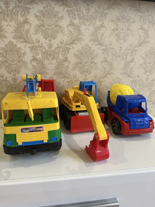 Іграшки будівельна техніка