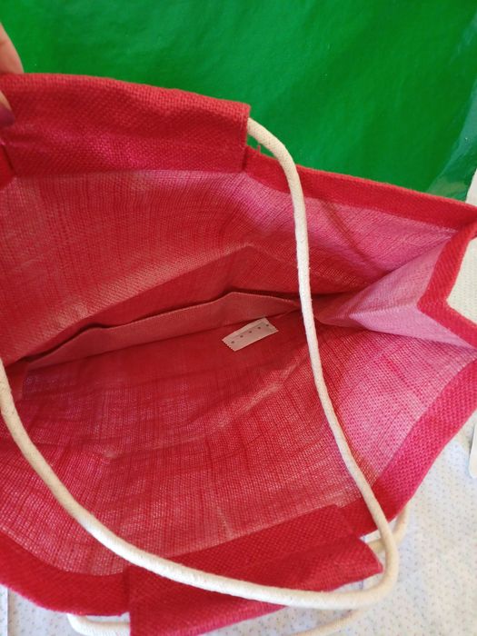 Saca de praia nova. 3 euros