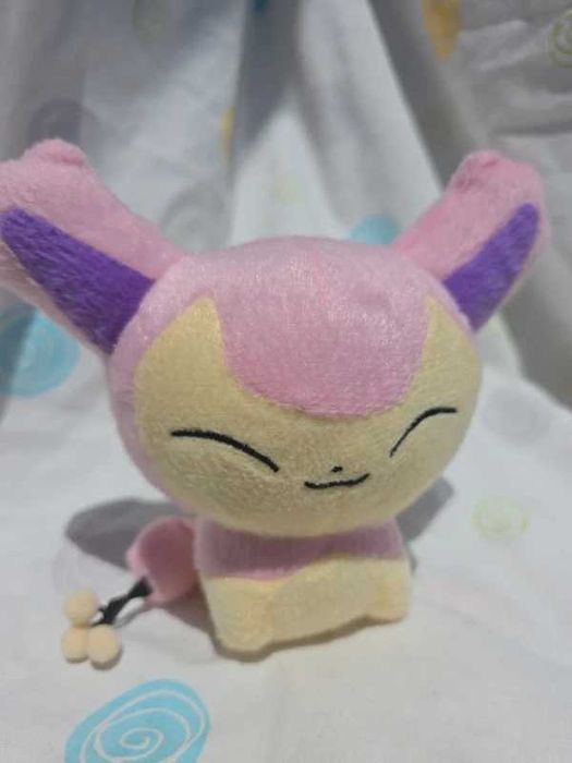 pokémon peluche do pokémon Skitty pokémon center