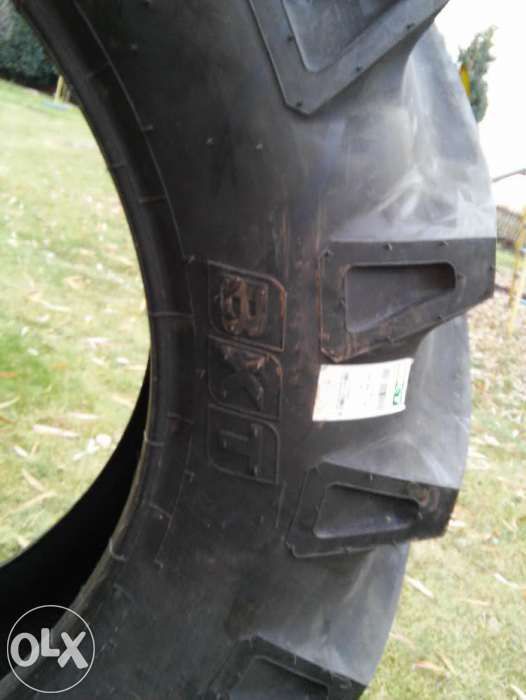 opona 12.4-28 BKT 8PR URSUS c-330