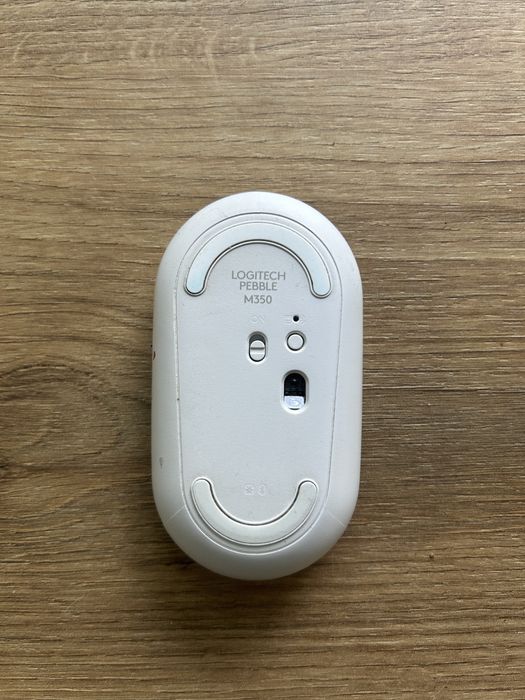 Myszka bezprzewodowa Logitech Pebble M350 bt i paluch usb