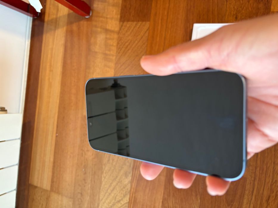 iPhone 14 256GB excelente