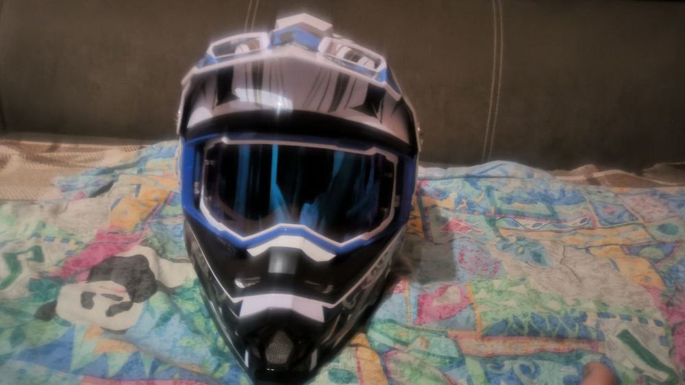 Кроссовый эндуро мото шлем