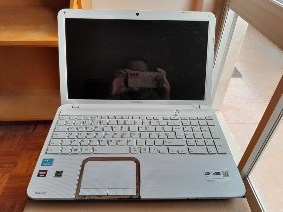 Toshiba Satellite L-850 - Ler descrição