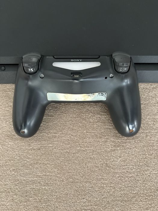 playstation 4 + comando