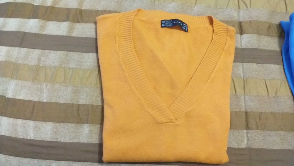 3 camisolas meia estação por 6 euros