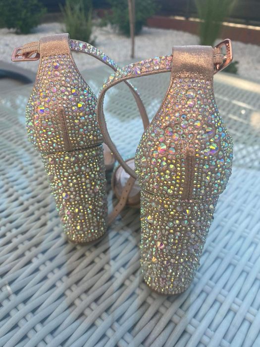 Piękne sandałki Steve Madden