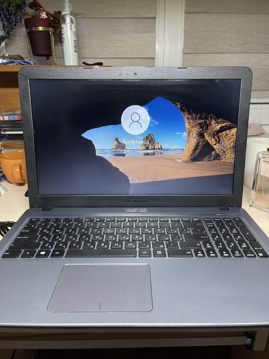 Продам ноут Асус