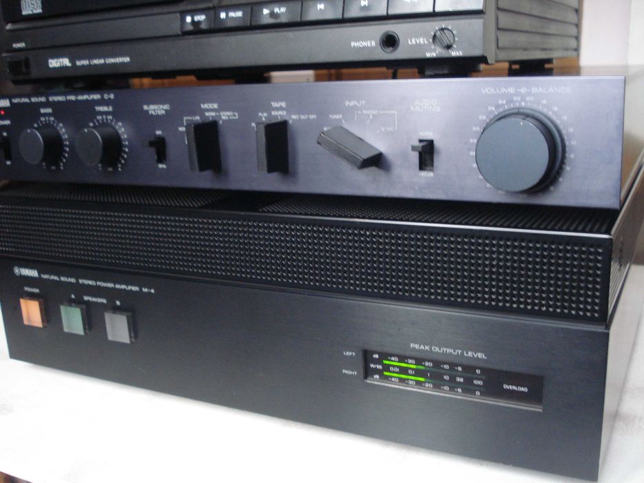 Підсилювач "Yamaha" C-2,  M-4