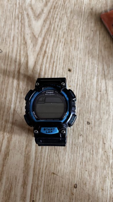 Продаю годиник Casio STL-S100H