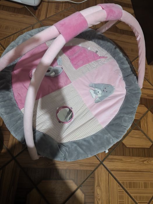 Tapete de atividades para bebe novo 10€