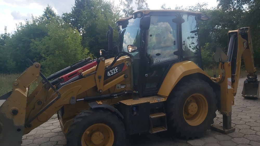 Usługi koparką - prace ziemne ,rozbiórki ,niwelacje terenu ,wykopy