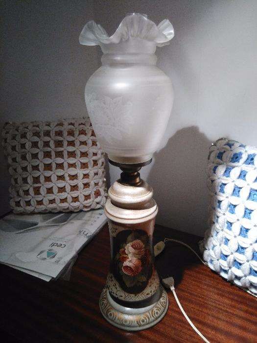 Candeeiro de mesa, pintado à mão vintage