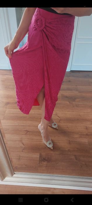 Nowa Spódnica ZARA kopertowa ze sprzączką fuksja 34