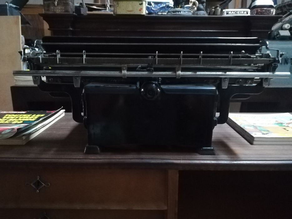 Máquina de Escrever Royal. Anos 1930.