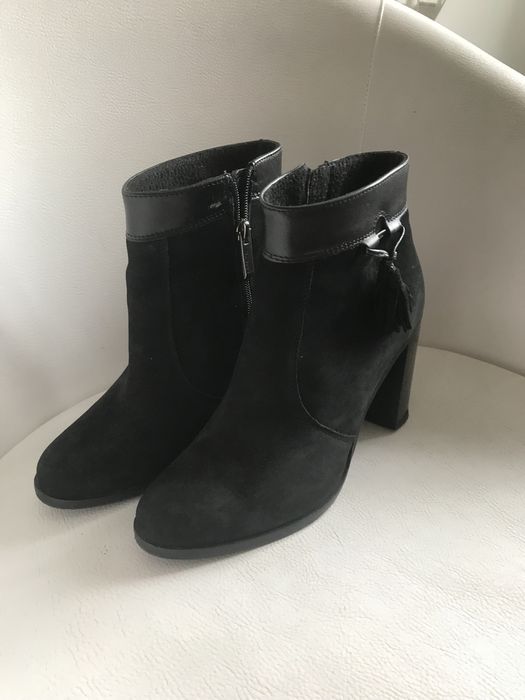 Botki damskie zamszowe Lasocki r. 38/24