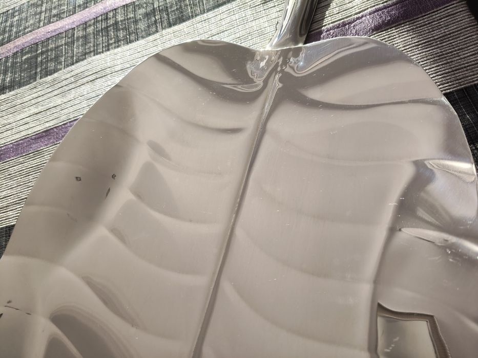 Folha decoração inox 70 cm x 23 cm impecável