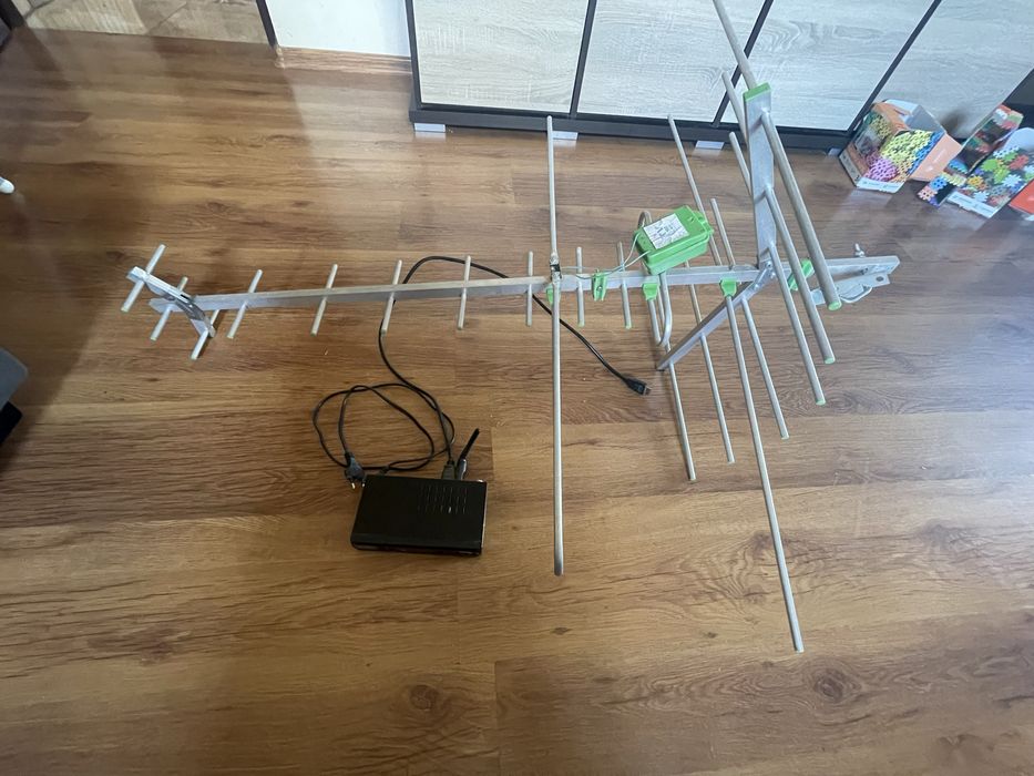 Zestaw telewizja naziemna - antena, tuner / dekoder, kanle