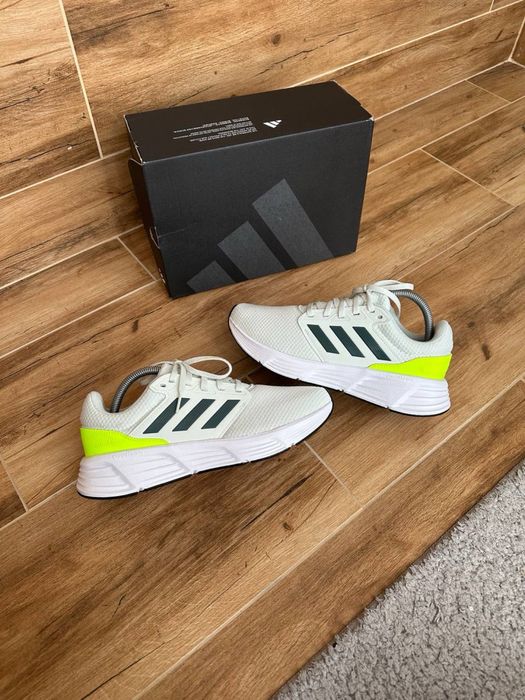 Кроссовки Adidas Galaxy 6