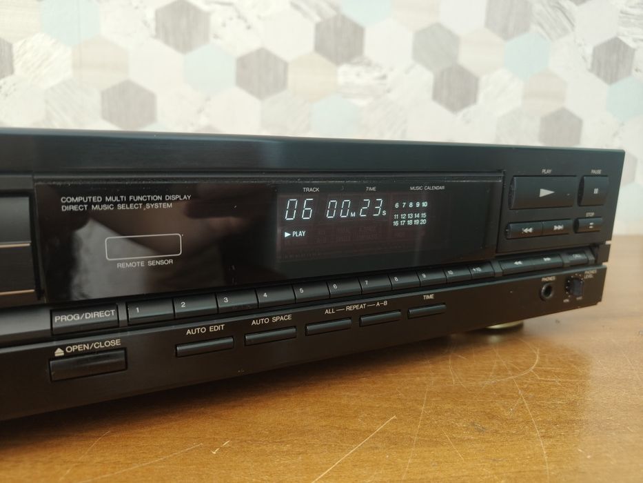 Odtwarzacz CD Denon DCD-620 w ładnym stanie