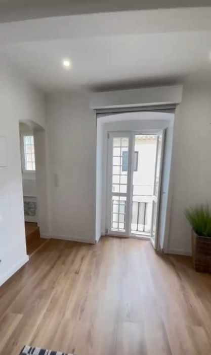 Apartamento Duplex para Arrendamento — Centro Histórico de Elvas