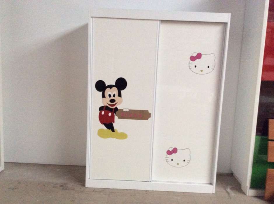 Fazemos roupeiros de todas as medidas,lacados ou pintados,embutidos.