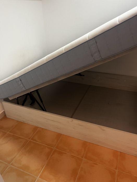 Sommier 140x190 + Colchão Molas Ensacadas