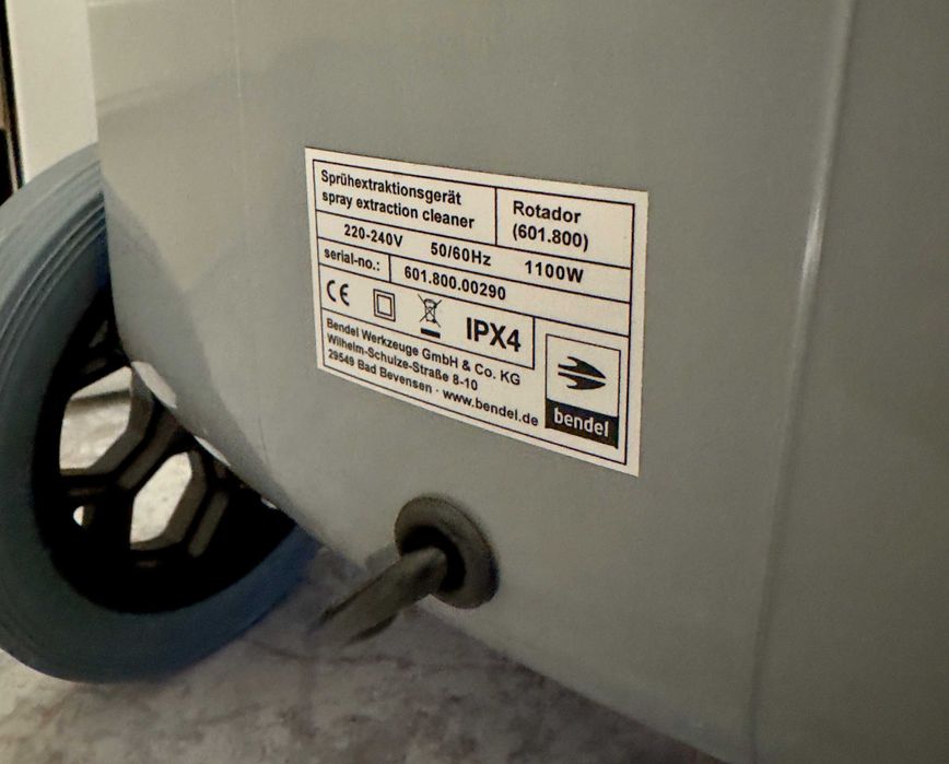 Máquina de Extração e Lavagem de Estofos Rotador (Bendel 601.800) 1100W