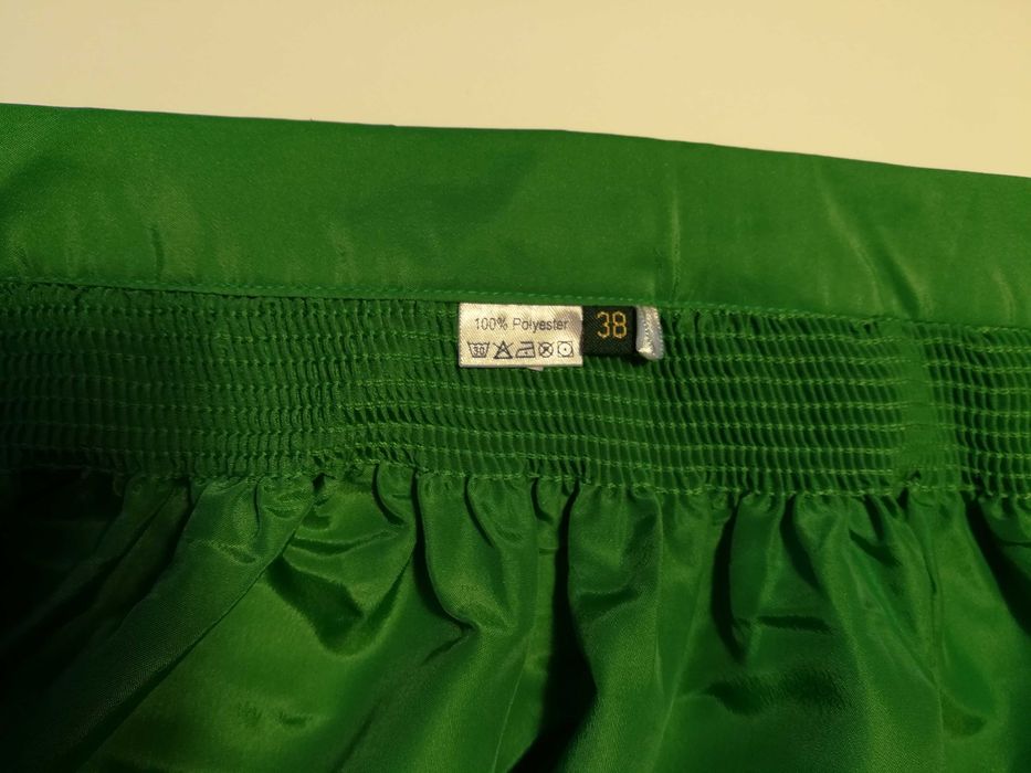 Срочно продам Платье черное с розами "Wiesnkönig Dresses"  Новое