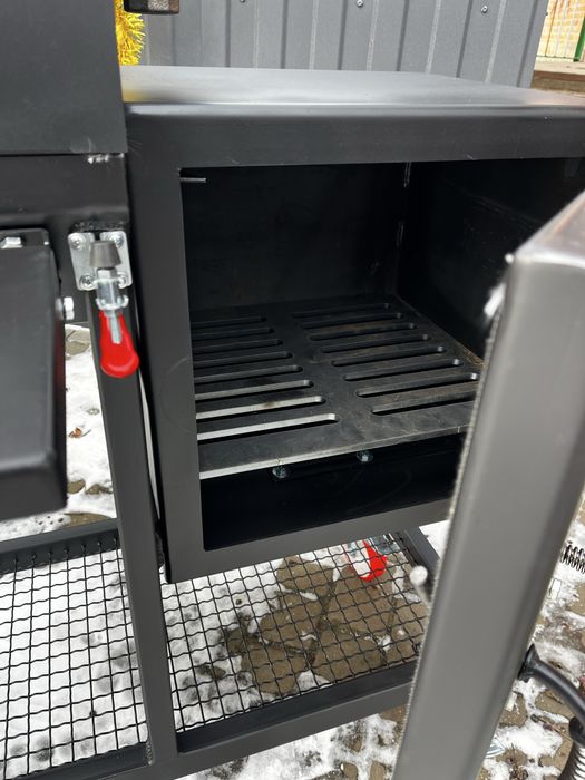 Реверсний смокер.Коптильня.Барбекю.