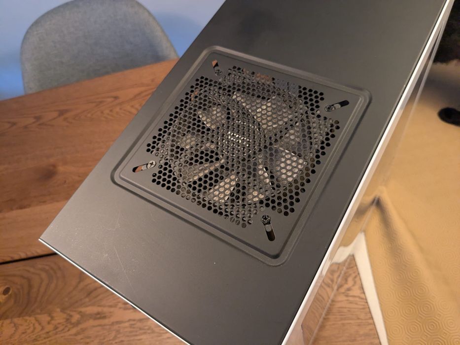 Caixa da NZXT
