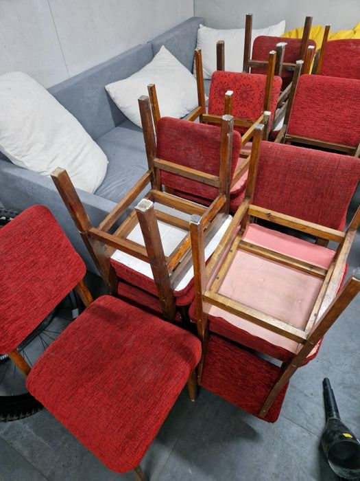 Stół 2szt  plus 14 krzeseł